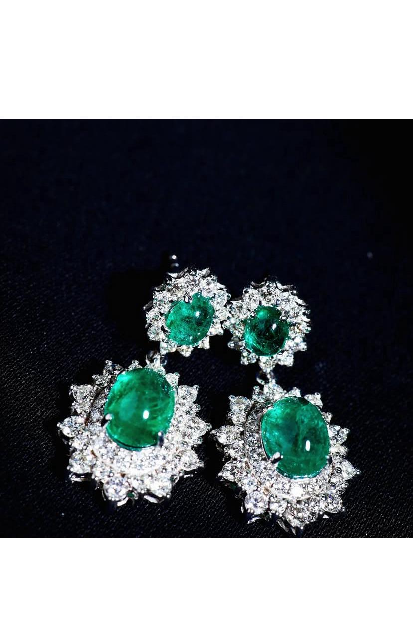 Boucles d'oreilles en or 18 carats certifiées AIG 6.90 Emeraudes de Zambie 2.80 Ct Diamants en vente 2