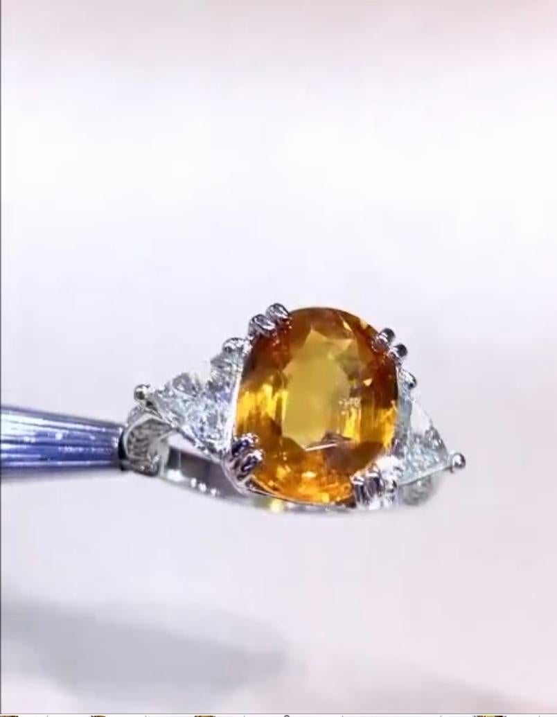Saphir naturel certifié AIG de 7,00 carats  Diamants 2,20 carats  Bague en or 18k Neuf - En vente à Massafra, IT