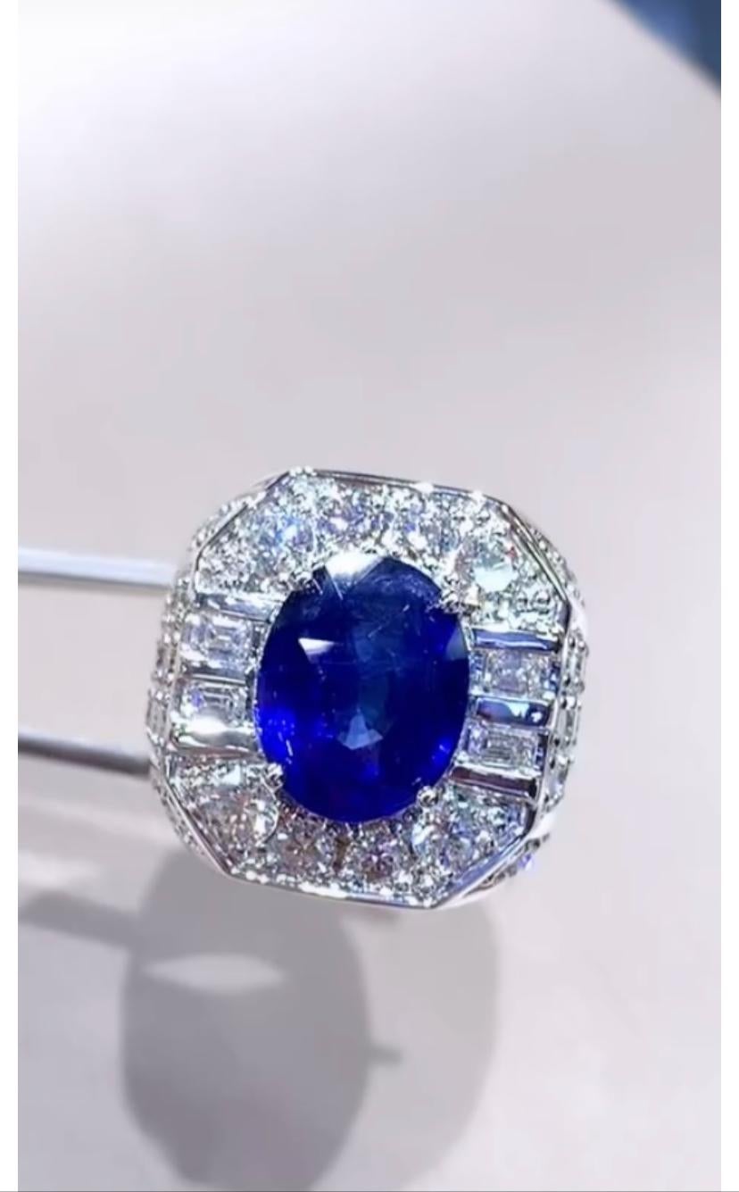 AIG Certified 7.40  Blue Ceylon Sapphire 3.80 Ct Diamonds  18K Gold Ring For Sale 1