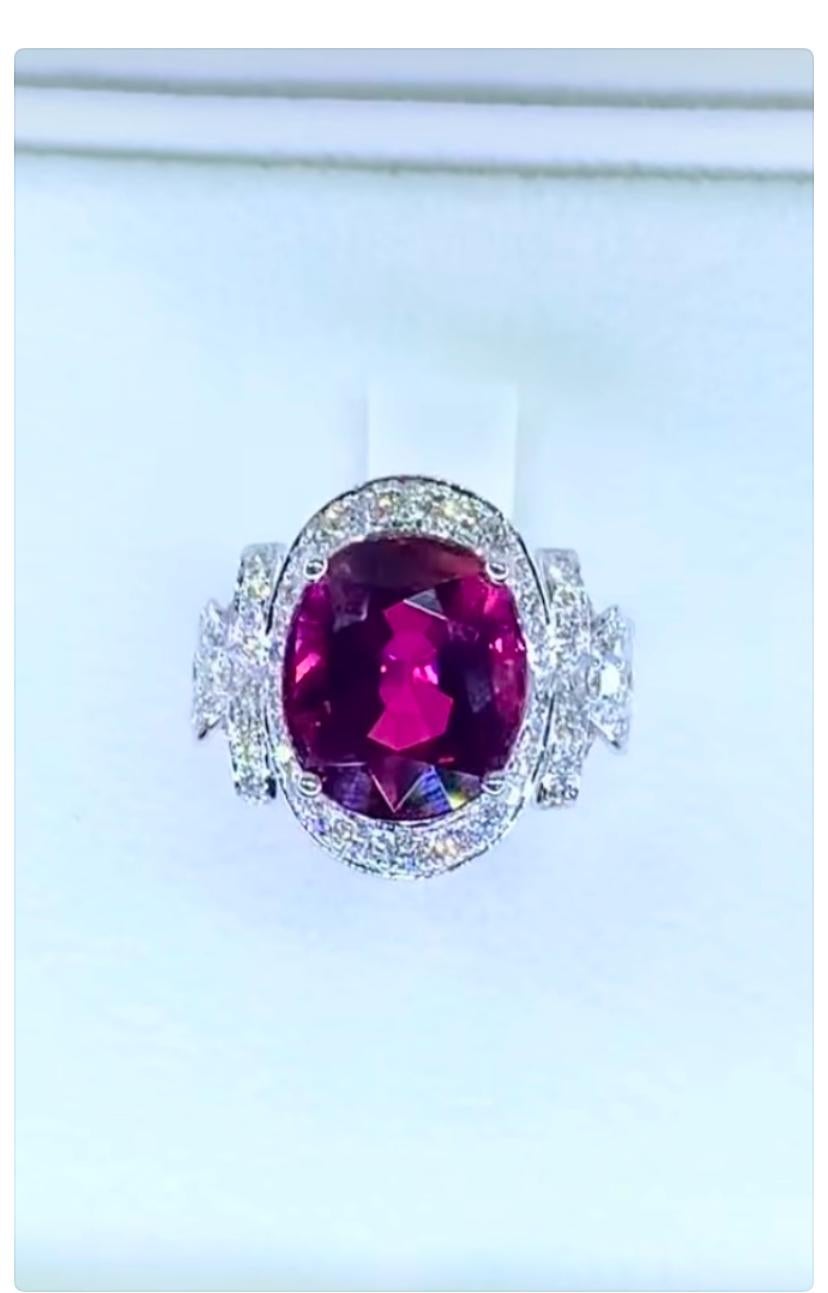 Bague en or 18 carats, diamants et tourmaline rubellite certifiée AIG de 7,50 carats en vente 2