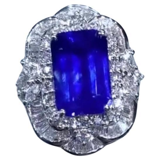 AIG Certified 7.60 Carat Ceylon Sapphire  1.70 Ct Diamonds 18k Gold Ring