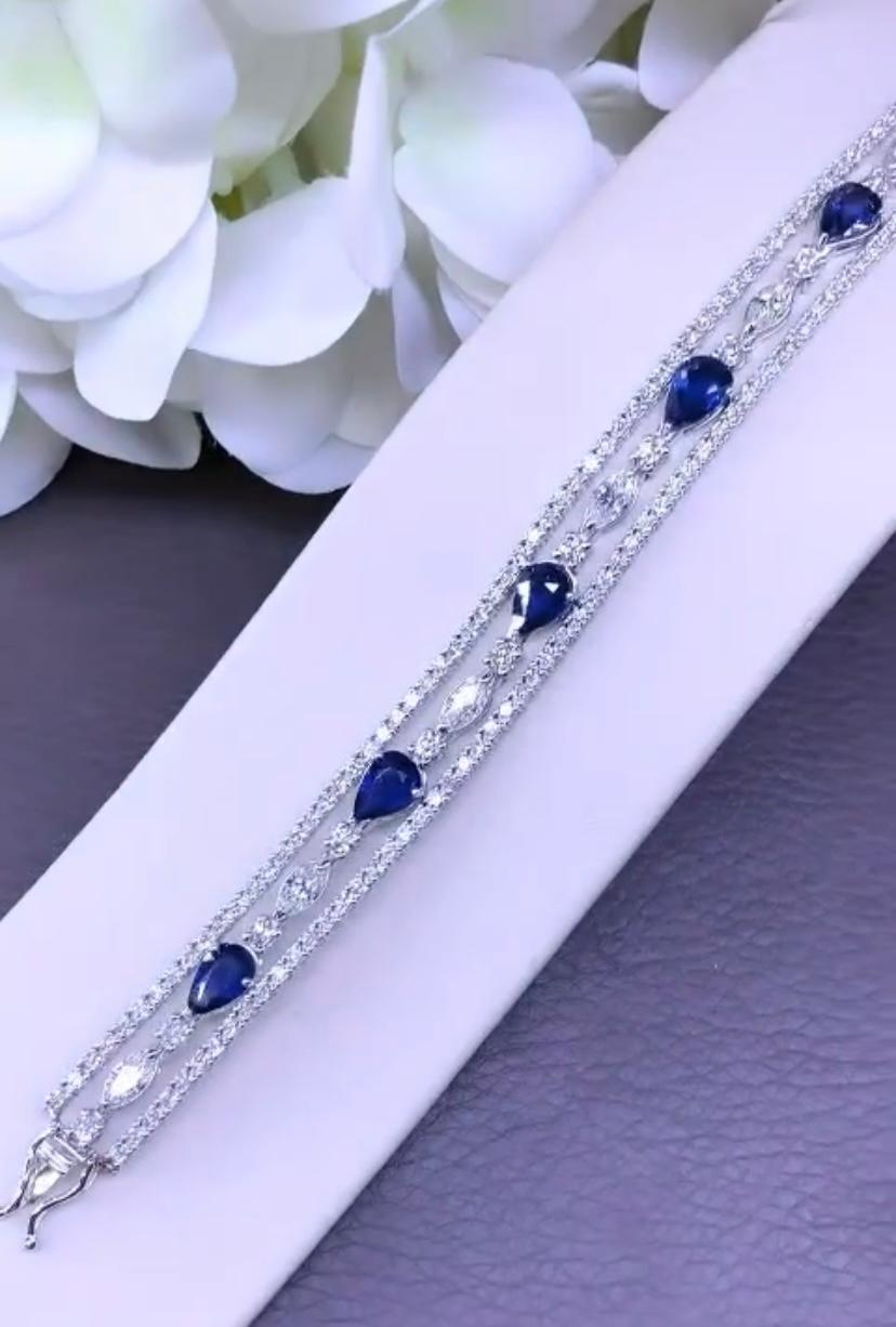 Taille poire Saphir de Ceylan bleu royal certifié AIG de 7,75 carats et diamant de 6,30 carats  Bracelet 18k en vente