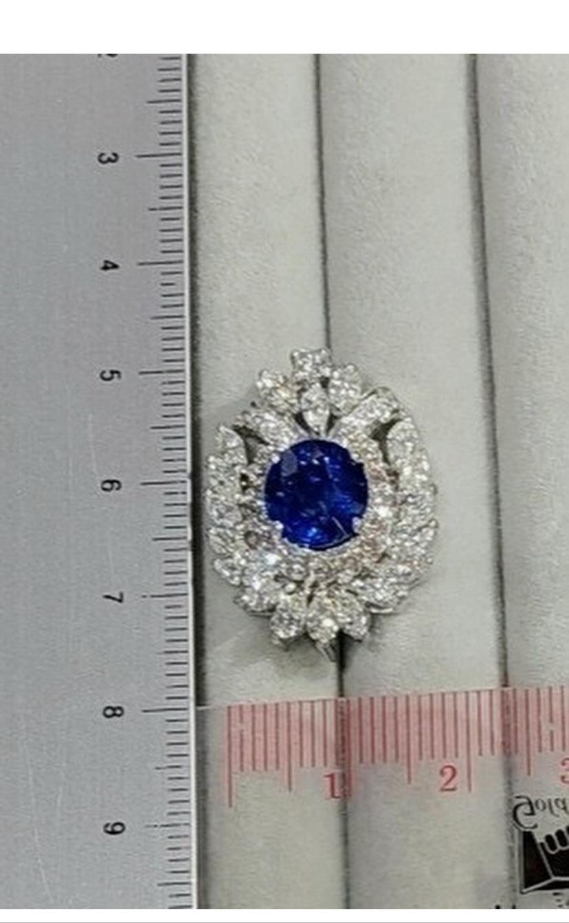 Saphirs de Ceylan certifiés AIG, 7.82 carats  Boucles d'oreilles en or 18K avec 5,18 carats de diamant en vente 1