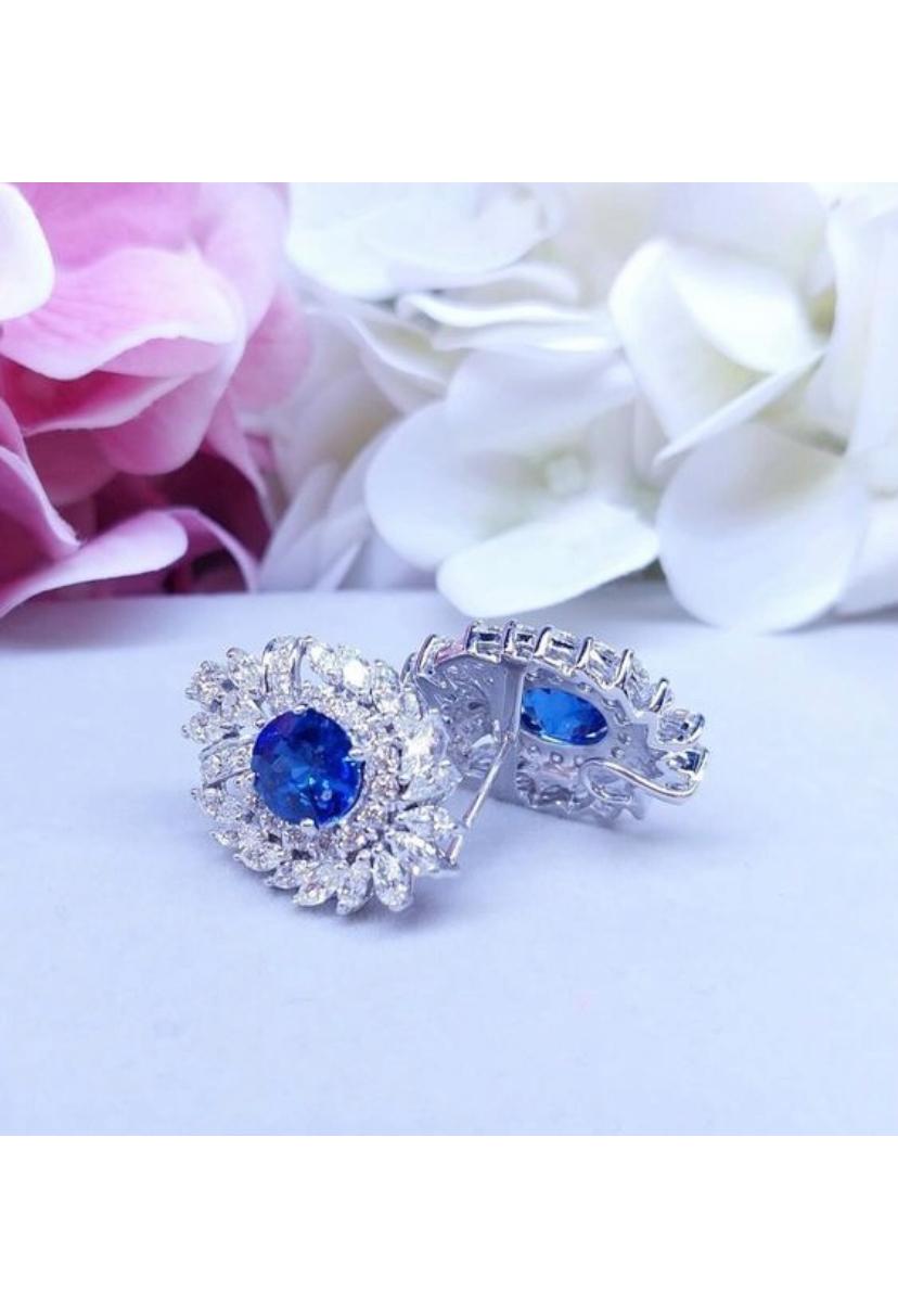 AIG Certified 7.82 Ct Ceylon Sapphires  5.18 Carats Diamond 18K Gold Earrings  For Sale 2