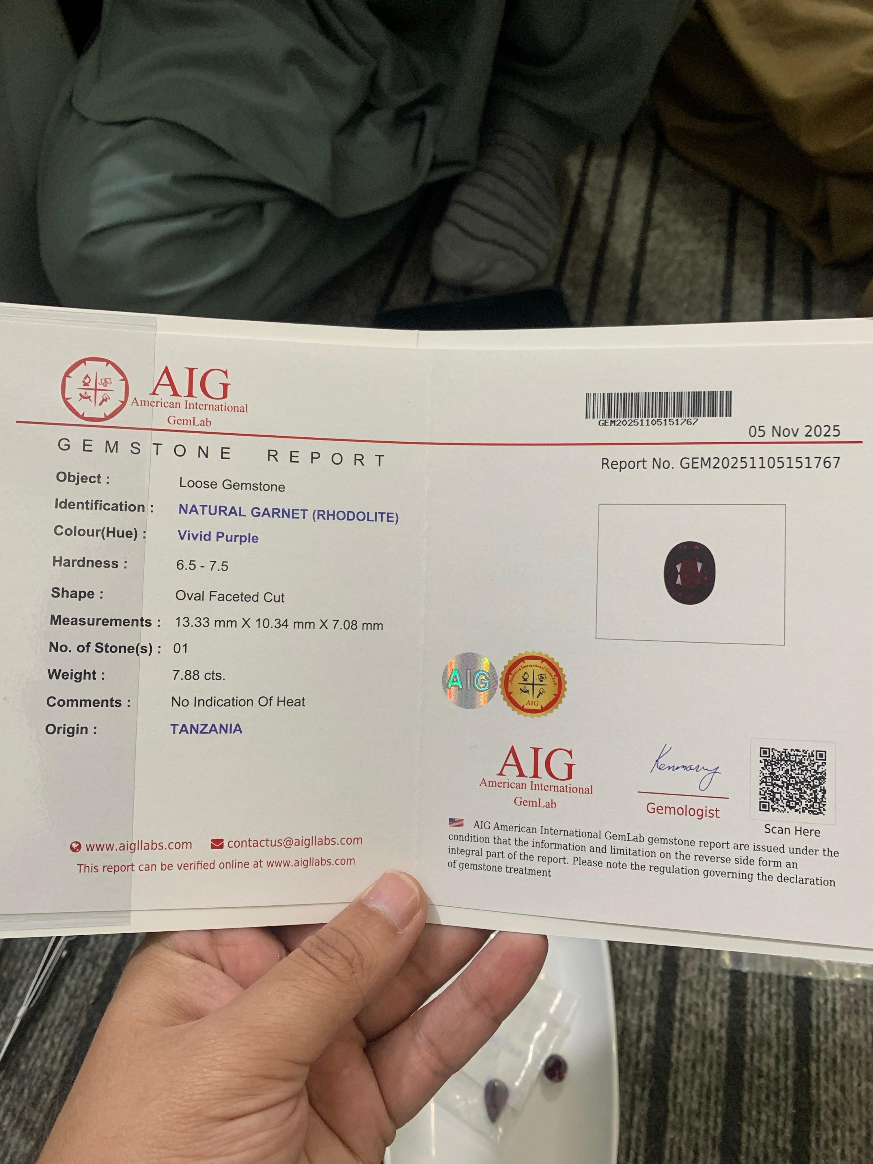 AIG zertifiziert 7,88 Karat natürlichen losen Rhodolith Granat Oval Form Edelstein im Angebot 4
