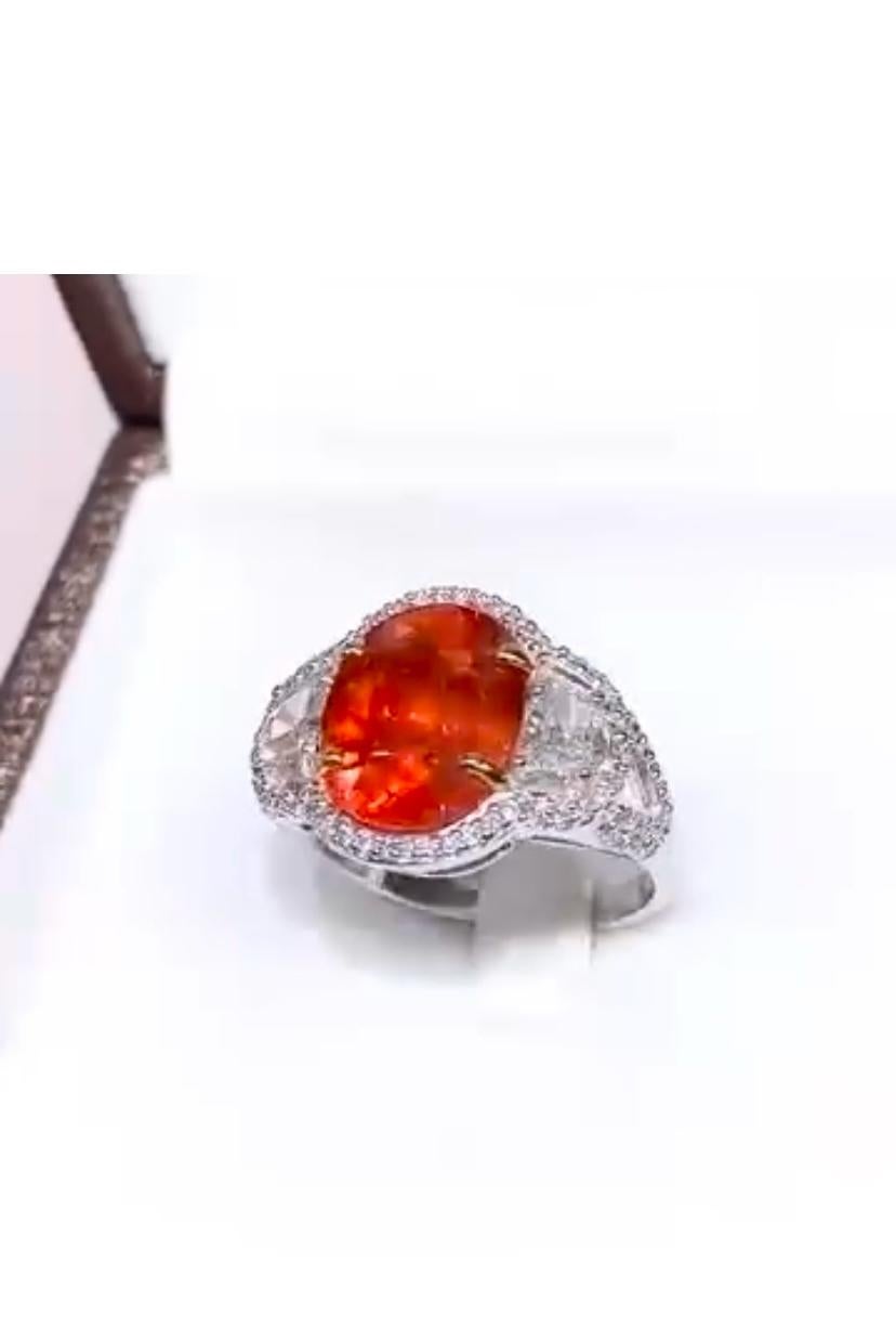 Anillo de oro de 18 quilates con zafiro naranja certificado AIG de 7,90 quilates y diamantes de 1,40 quilates en Nuevo estado para la venta en Massafra, IT