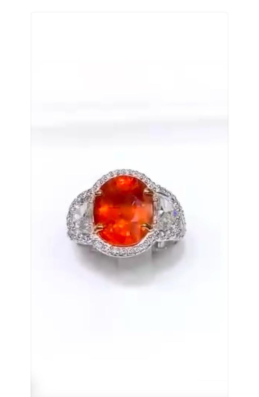 De las mujeres Anillo de oro de 18 quilates con zafiro naranja certificado AIG de 7,90 quilates y diamantes de 1,40 quilates en venta