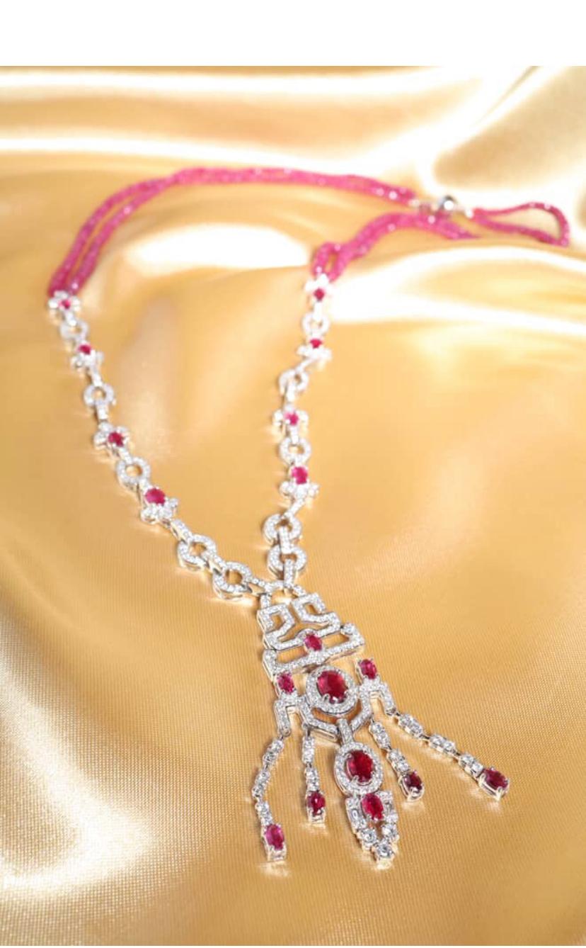 AIG Certified 7.90 Ct Burma Rubies 4.30 Ct Diamonds 18K Gold Necklace In New Condition For Sale In Massafra, IT