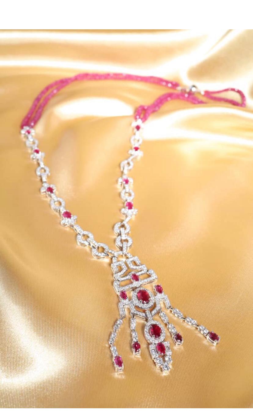 AIG Certified 7.90 Ct Burma Rubies 4.30 Ct Diamonds 18K Gold Necklace For Sale 3