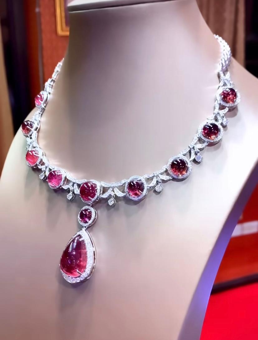 AIG Certified 79.00 Carats Rubellite Tourmalines  5.80 Ct Diamonds Necklace  In New Condition For Sale In Massafra, IT