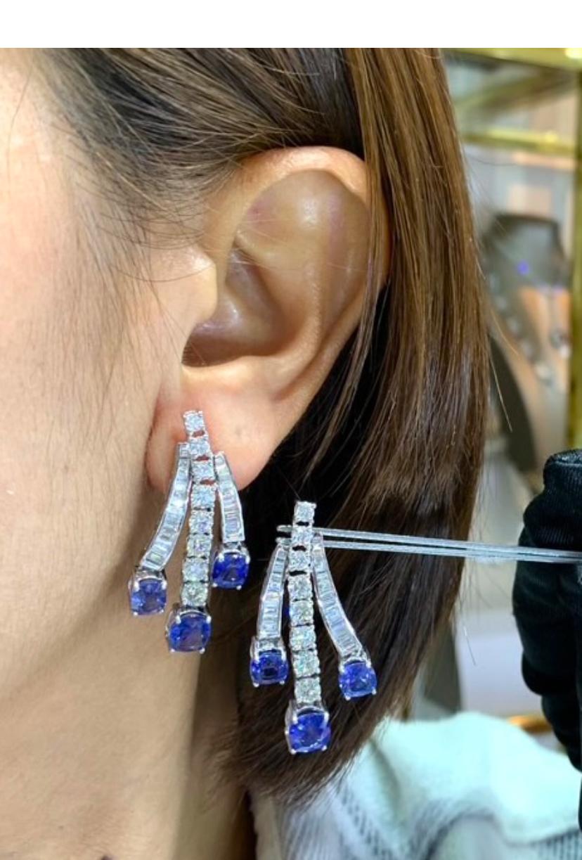 Women's AIG Certified 8.00 Carat Ceylon Sapphire 4.00 Carat Diamonds 18K Gold Earrings For Sale