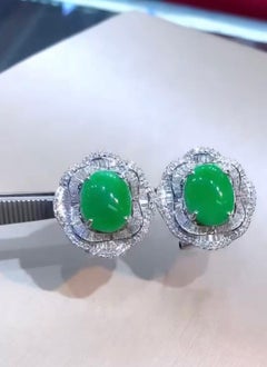 AIG Certified 8.00 Cts Natural Jade  2.40 Cts Diamonds 18kGold Earrings