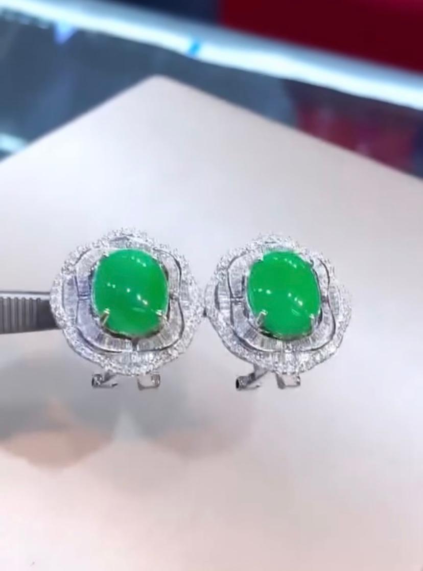 AIG Certified 8.00 Cts Natural Jade  2.40 Cts Diamonds 18kGold Earrings In New Condition For Sale In Massafra, IT