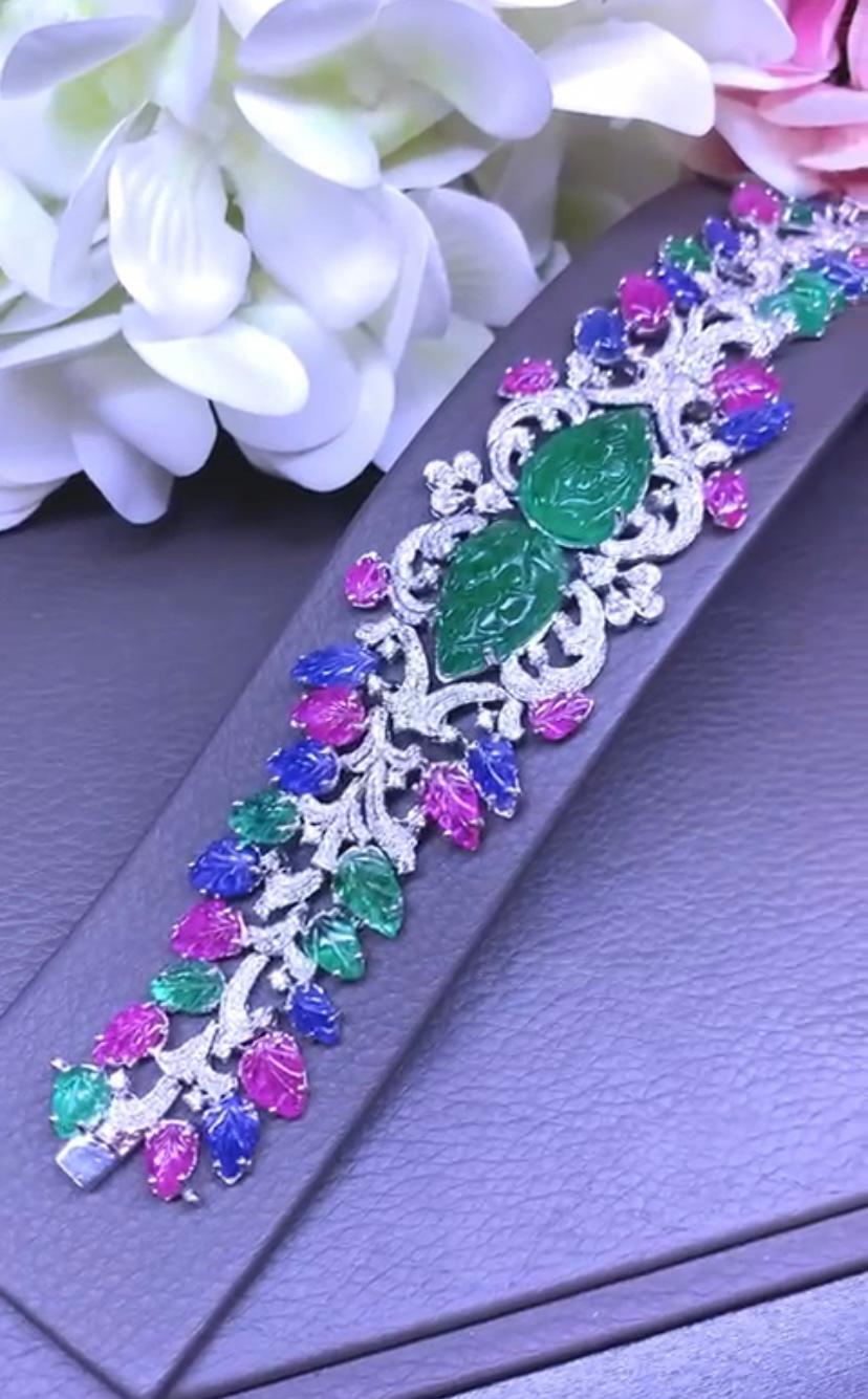 Pear Cut AIG Certified 81.00 Carats Untreated Zambia Emerald Burma Ruby Sapphire Bracelet For Sale