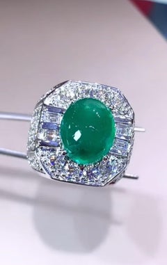 AIG Certified 8.50 Carat Zambian Emerald  3.80 Ct Diamonds 18K Gold Ring