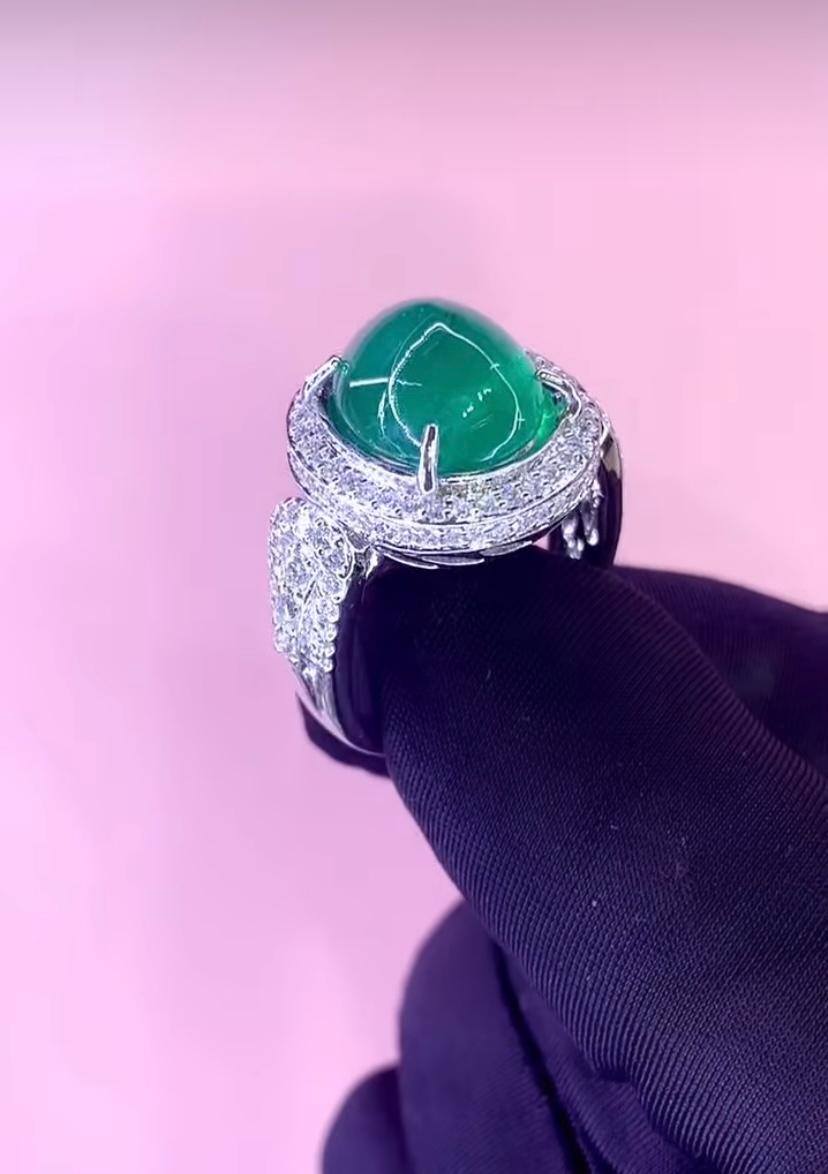 AIG Certified 8.50 Carat Zambian Emerald Diamonds 18K Gold Ring In New Condition For Sale In Massafra, IT