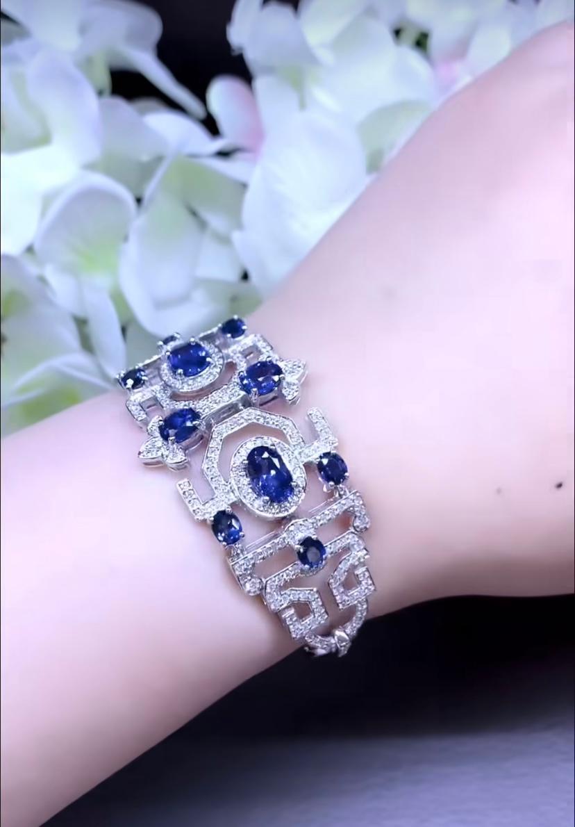 Women's AIG Certified 8.70 Carats Ceylon Sapphires  3.25 Ct Diamonds 18K Gold Bracelet  For Sale