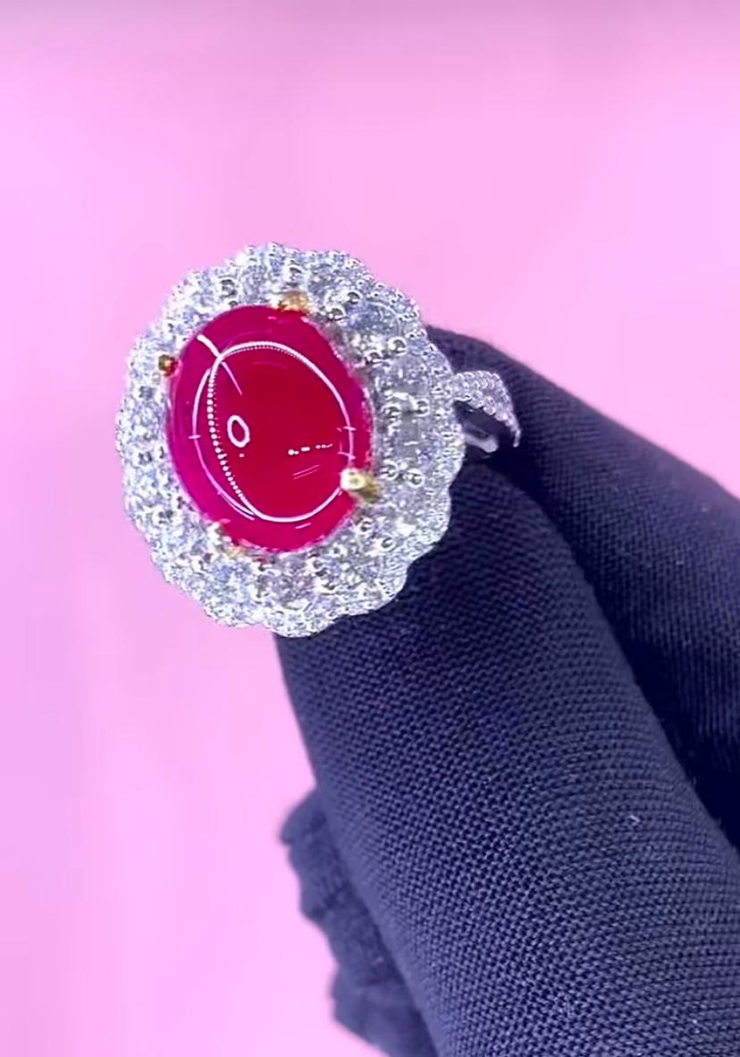 Anello in oro 18 carati con rubino di Birmania certificato AIG da 8,90 carati e 1,90 carati di diamanti In condizioni Nuovo in vendita a Massafra, IT