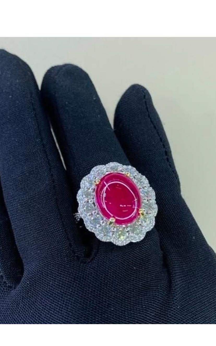Anello in oro 18 carati con rubino di Birmania certificato AIG da 8,90 carati e 1,90 carati di diamanti in vendita 3