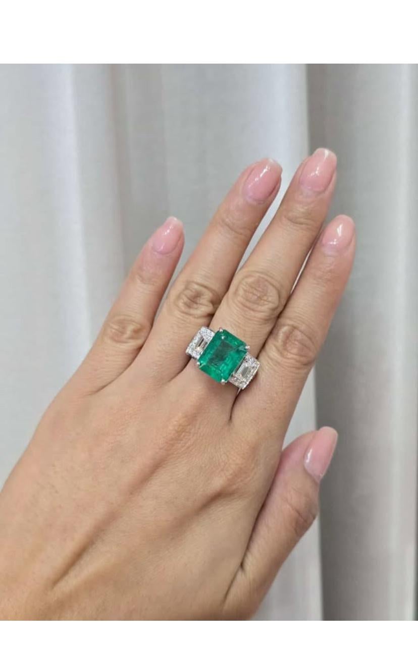 da uomo o donna Anello con smeraldi dello Zambia da 8,90 carati certificati AIG e diamanti da 1,00 carati certificati GIA in vendita