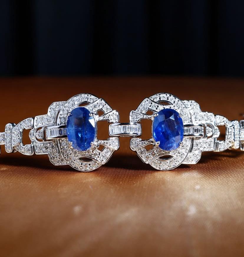 AIG Certified 9.00 Carats Ceylon Sapphires 5.00 Ct Diamonds 18K Gold Bracelet For Sale 2