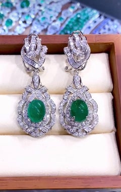 AIG Certified 9.00 Ct Zambian Emeralds 4.00 Ct Diamonds 18K Gold Earrings
