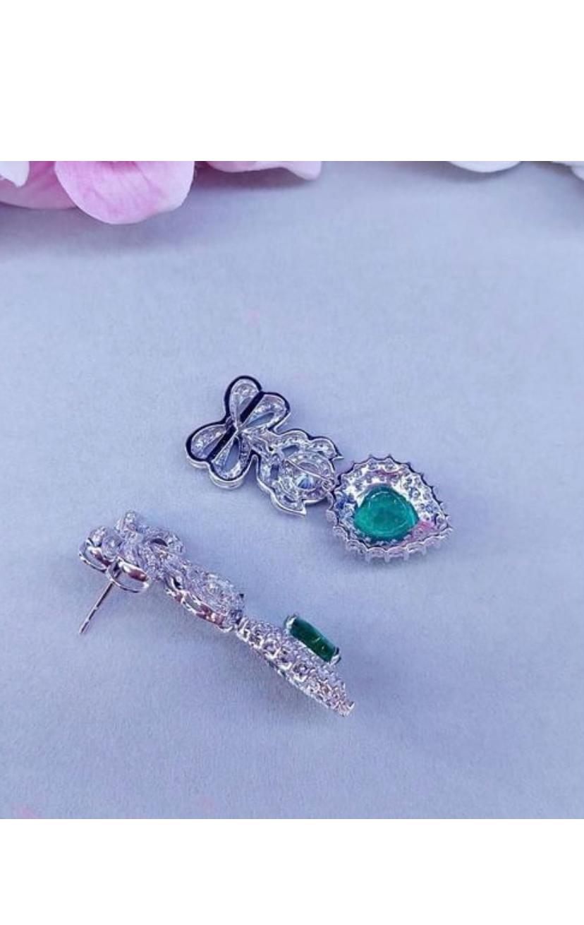 AIG Certified 9.00 Cts Zambian Emeralds  4.80 Cts Diamonds 18K Gold Earrings For Sale 2