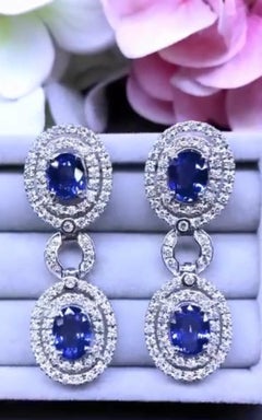 AIG Certified 9.26 Carats Ceylon Sapphires  2.82 Ct Diamonds 18K Gold Earrings