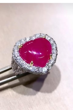 AIG Certified 9.50 Carats Natural Burma Ruby 3.40 Ct Diamonds 18K Gold Ring