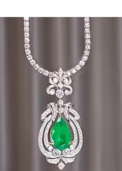 Certified 9.50 Ct Zambian Emerald 2.50 Ct Diamonds 18k Gold Pendant