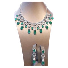 AIG Certified 118.61 Carats Zambian Emeralds  10.48 Ct Diamonds 18K Gold Parure 