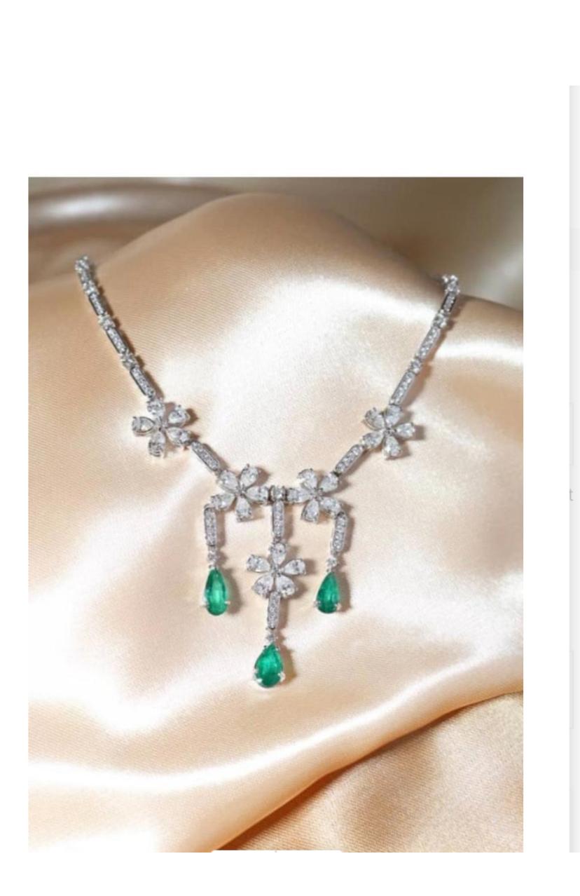 Collana in oro 18K con diamanti certificati AIG da 9,70 carati e smeraldi dello Zambia da 3,70 carati in vendita 1