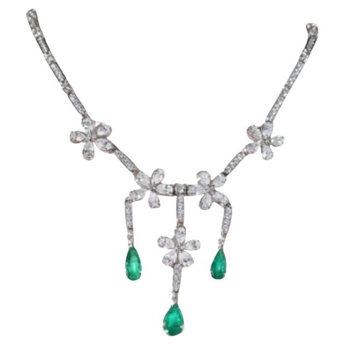 AIG Certified 9.70 Ct Diamonds 3.70 Ct Zambian Emeralds 18K Gold Necklace