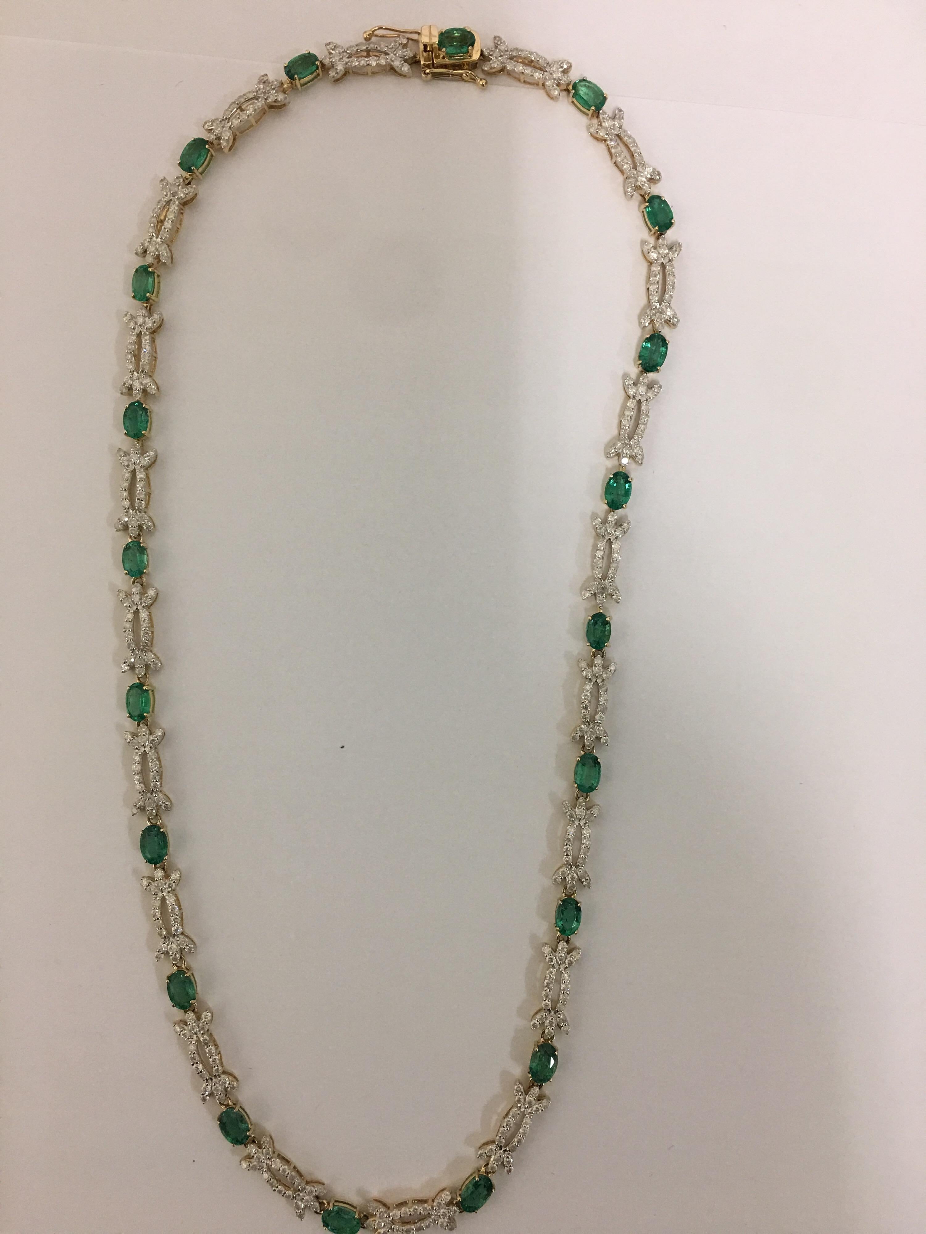 AIG Certified Emerald Diamond Necklace 7
