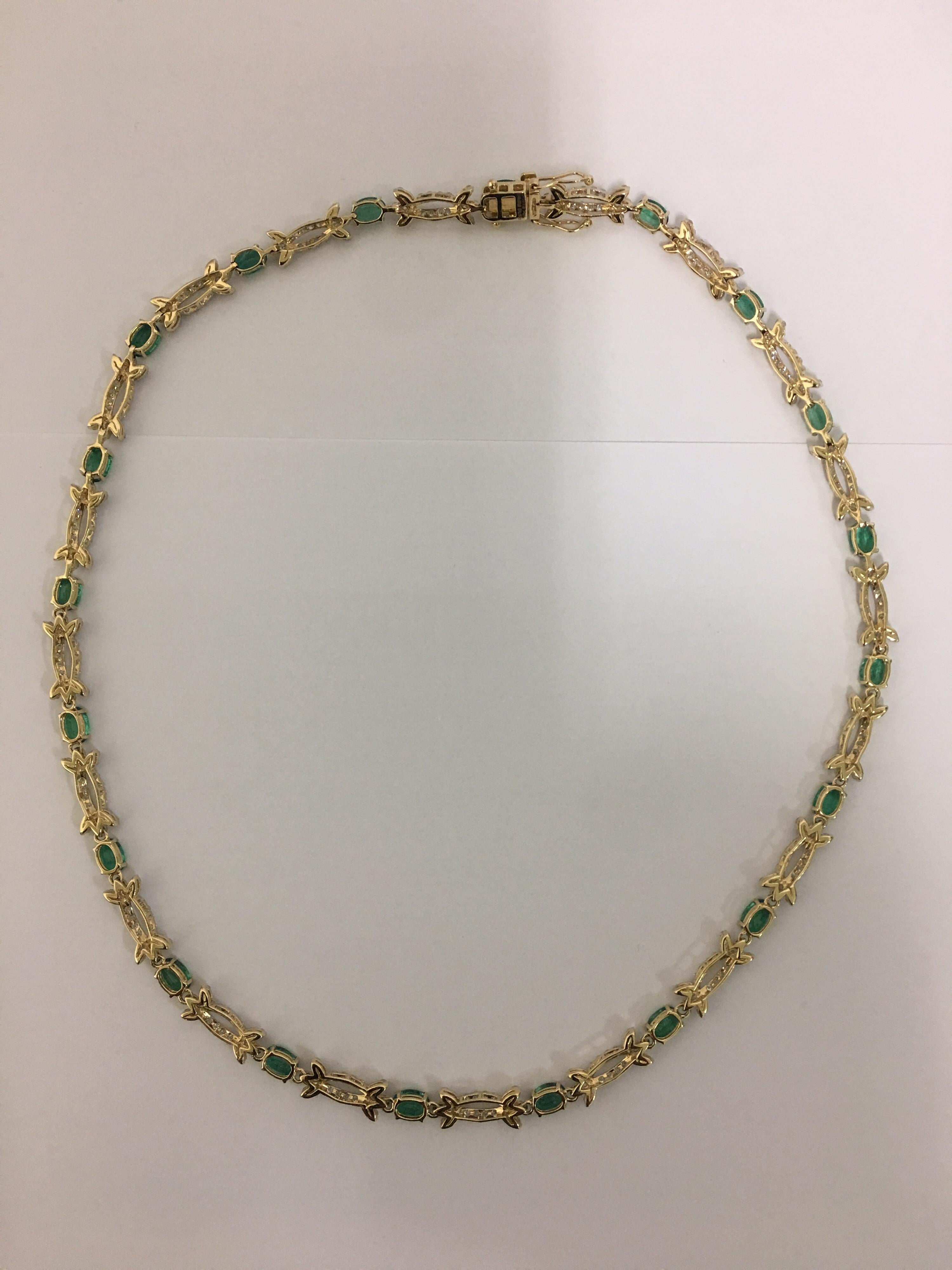 AIG Certified Emerald Diamond Necklace 3