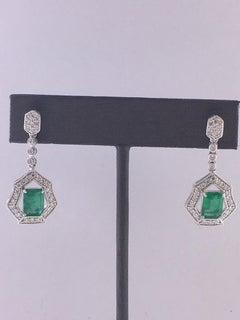 AIG Certified Emerald Diamonds Earrings Set in Platinum