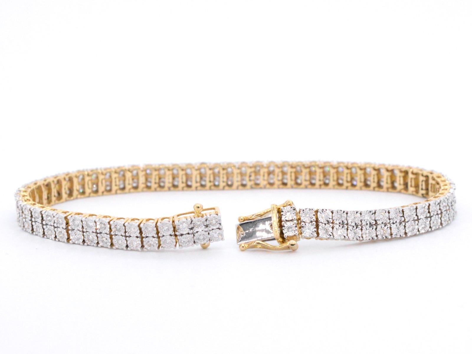 AIG-zertifiziertes goldenes Tennisarmband mit 1,50 Karat Diamanten. (Brillantschliff) im Angebot
