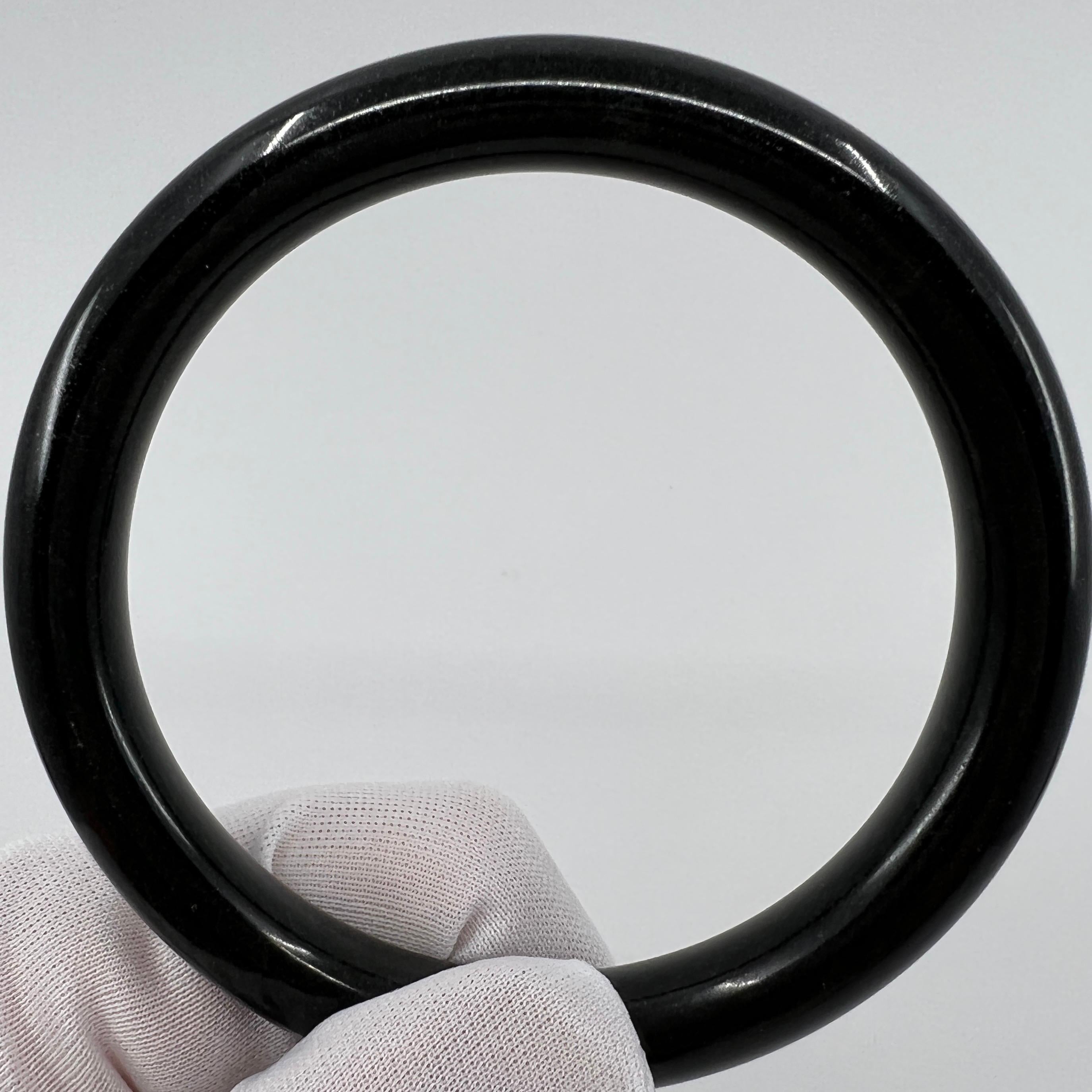 AIG Certified Rare Natural Black Jade Bangle Bracelet 53.1g In New Condition In Birmingham, GB