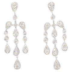 Certifiées AIG - Boucles d'oreilles en or blanc au design spécial avec diamants