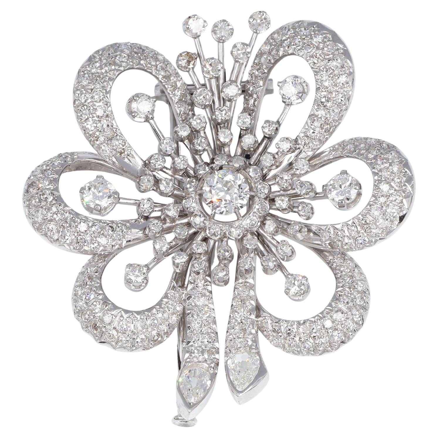 Aig Broche Flor Vintage 4,80 ct Diamantes Blancos Talla Mixta Oro Blanco 18 Kt en venta