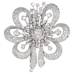 Vintage-Blumenbrosche von Aig, 18 Karat Weißgold, 4,80 Karat weiße Diamanten, gemischter Schliff