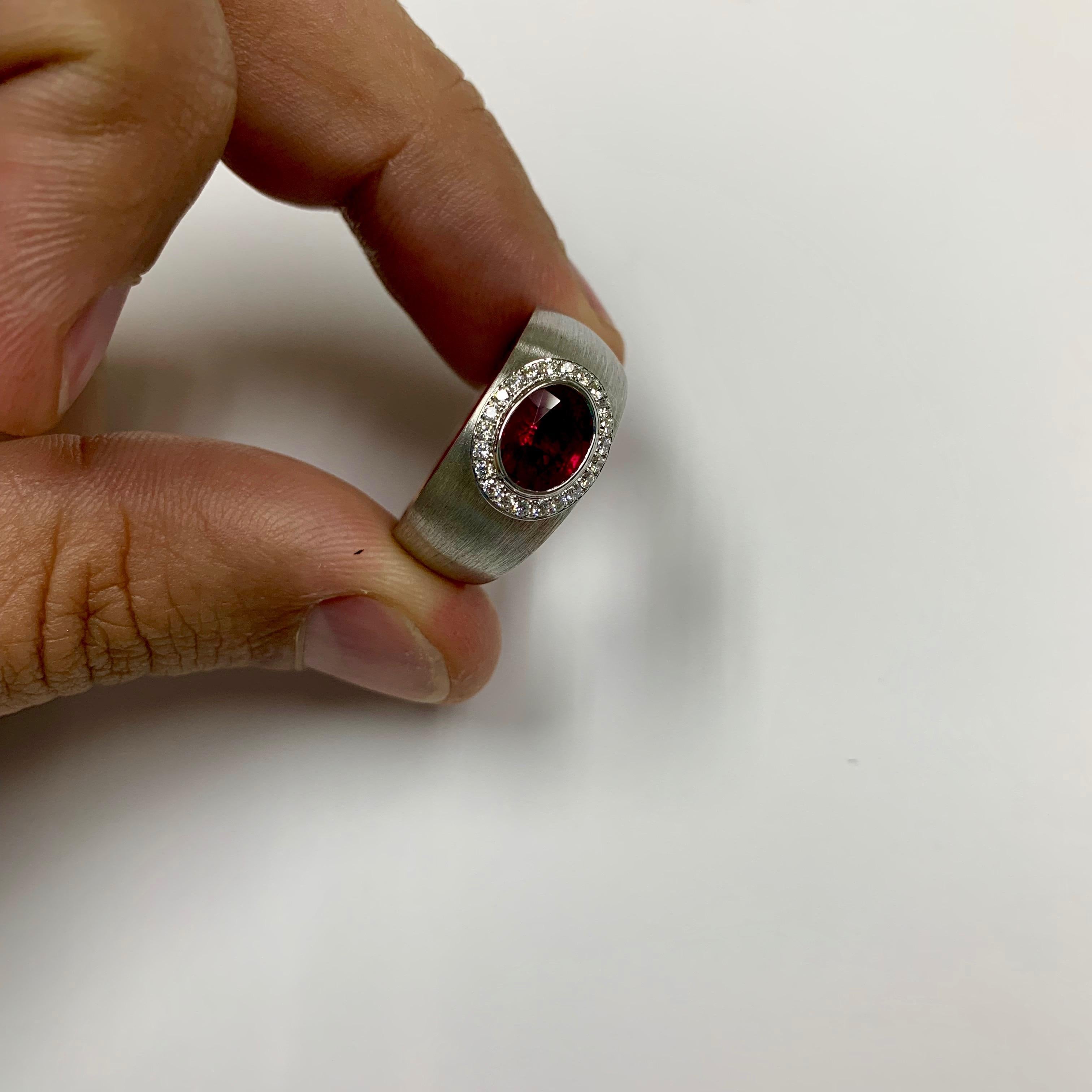 Oval Cut AIGL Certified 2, 01 Carat Ruby Diamond Enamel 18 Karat White Gold Ring For Sale