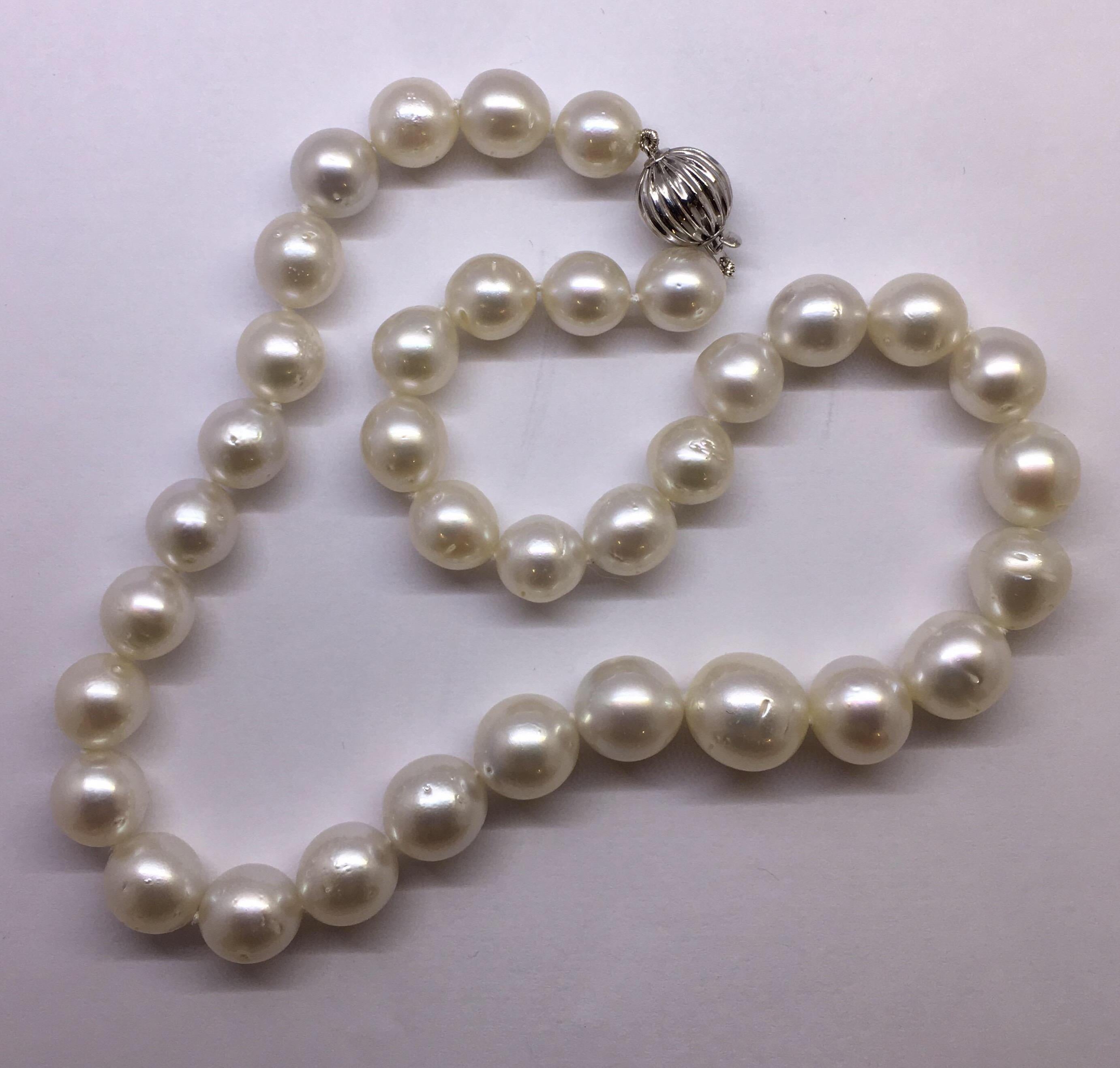 Women's AIGL Certified Cultured South Sea Pearl 14 Karat Gold Clasp