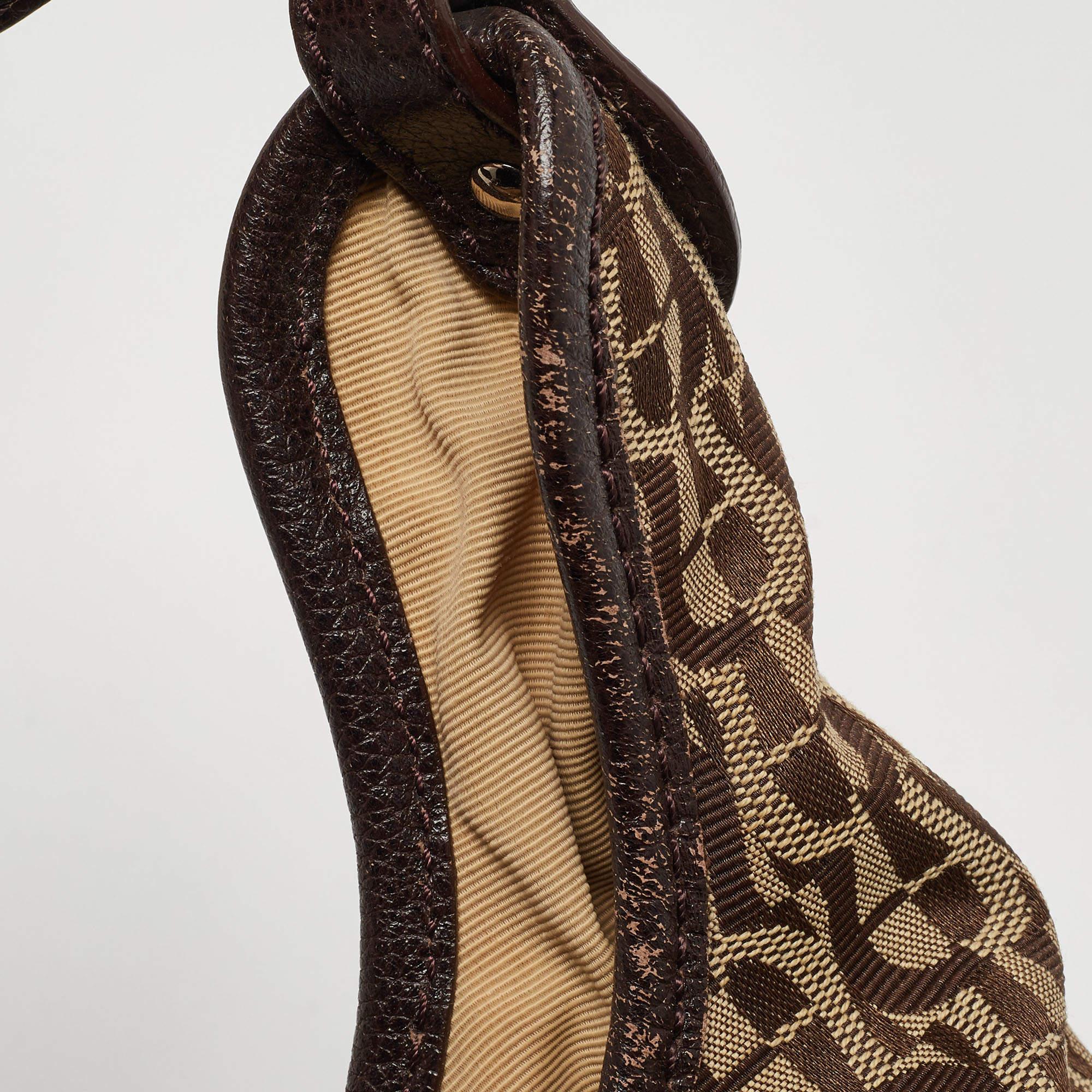 Aigner Hobo de lona y piel beige/marrón con firma en venta 3