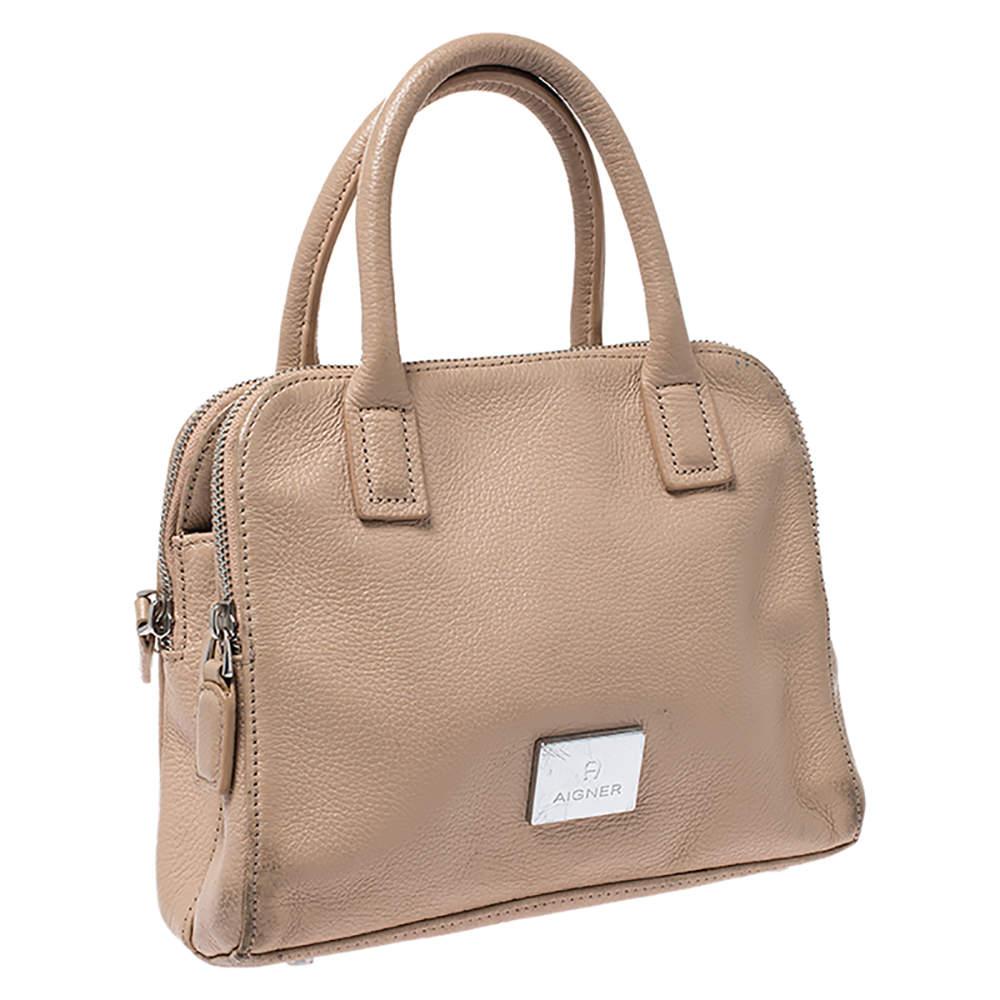 Aigner Beige Leather Double Zip Top Handle Bag In Good Condition In Dubai, Al Qouz 2