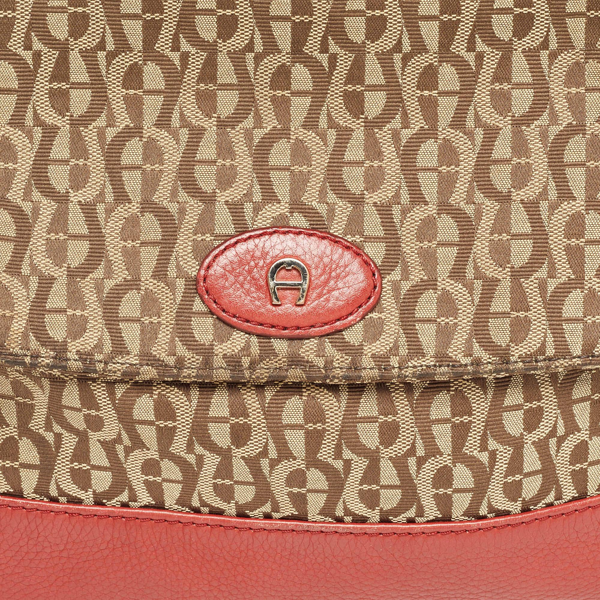 Women's Aigner Beige/Red Signature Canvas and Leather Logo Flap Shoulder Bag For Sale