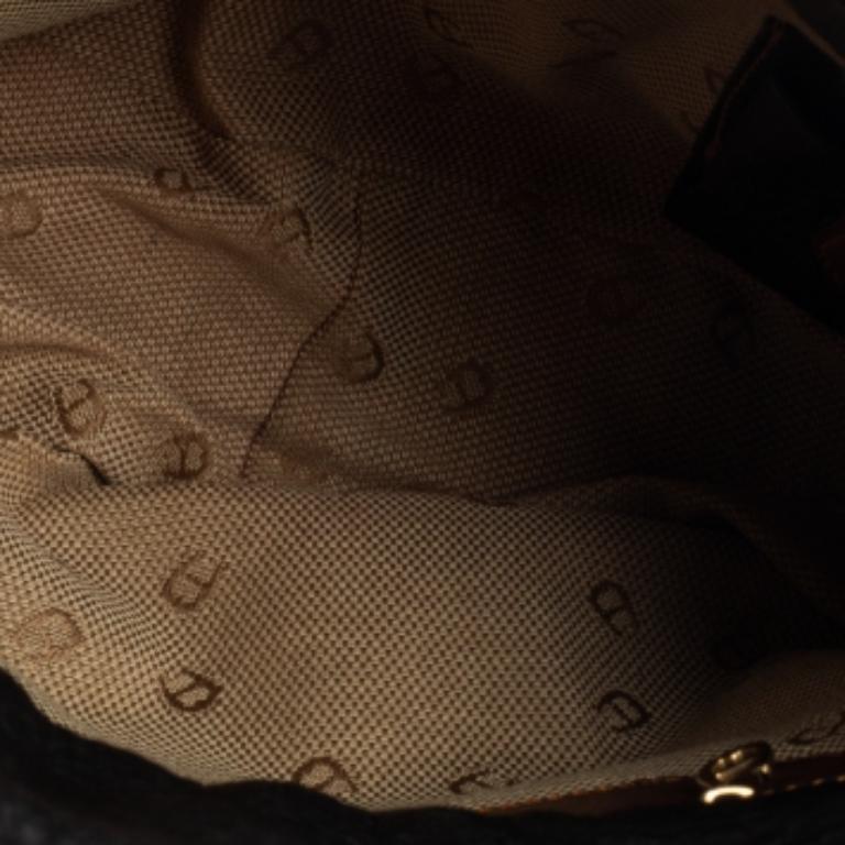 Aigner Black/Brown Grained Leather Logo Metal Handle Tote In Fair Condition For Sale In Dubai, Al Qouz 2