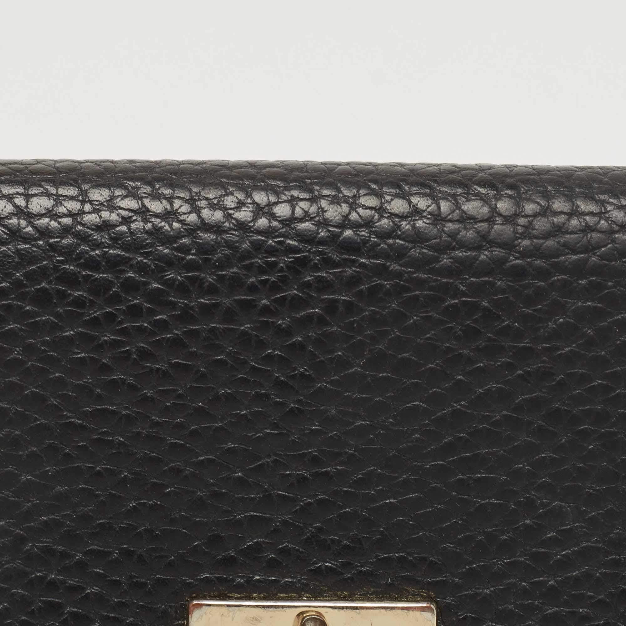Aigner Black Leather Envelope Flap Compact Wallet For Sale 2