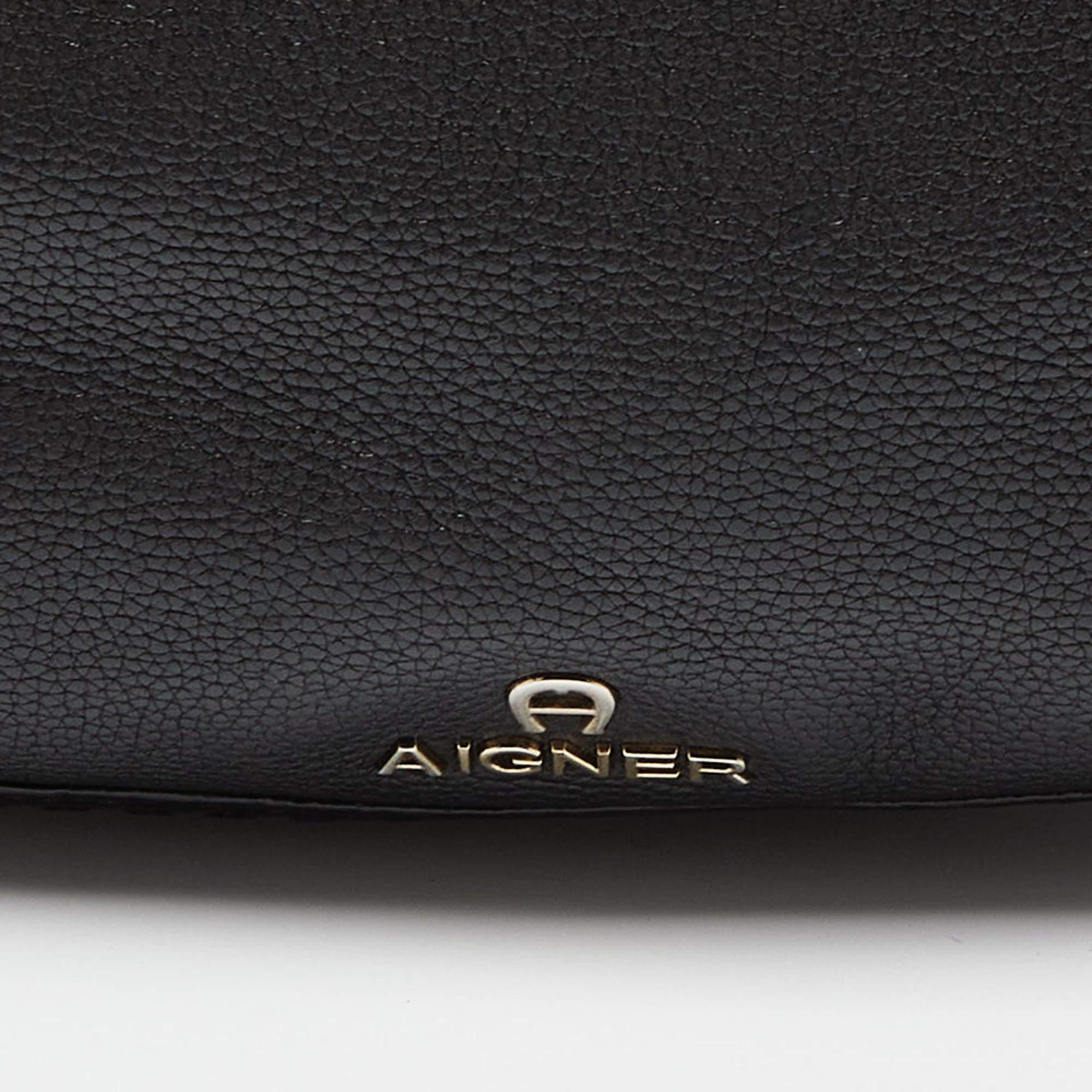 Aigner Black Leather Zip Hobo For Sale 1