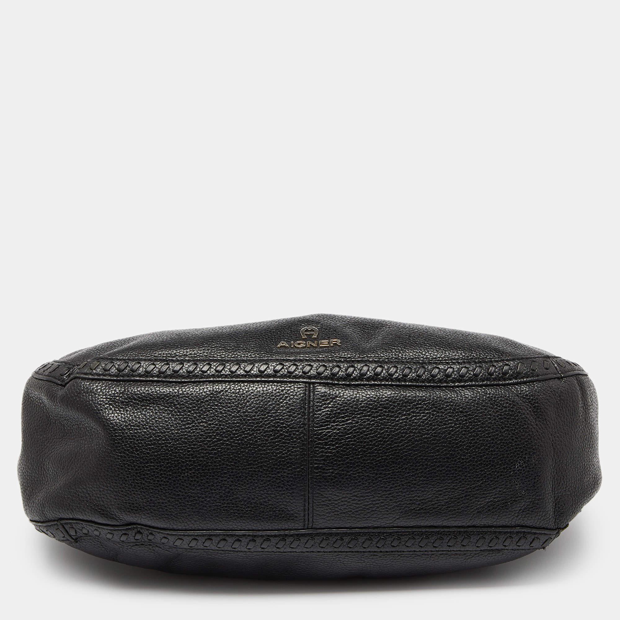 Aigner Black Leather Zip Hobo For Sale 3